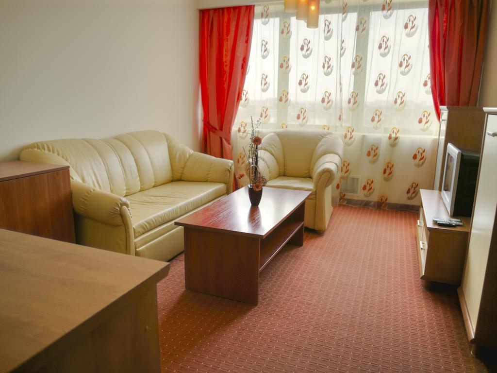Hotel Bulgaria Добрич Номер фото